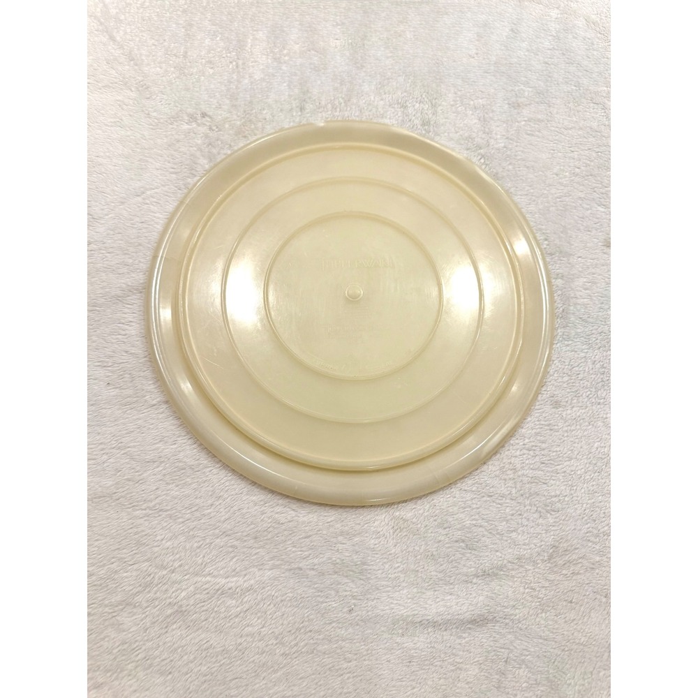 Vintage Tupperware Cream Round Replacement Lid Tupper Seal 215-17 11.5 Inch
